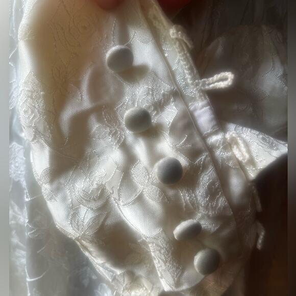 Vtg Creamy White Satin Brocade Button Front Peplum Back Victorian Coquette Dress - Picture 5 of 8